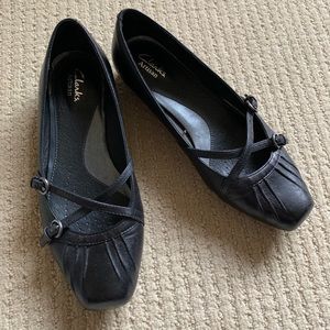 Clarks Artisan Shoes- Leather Size 7